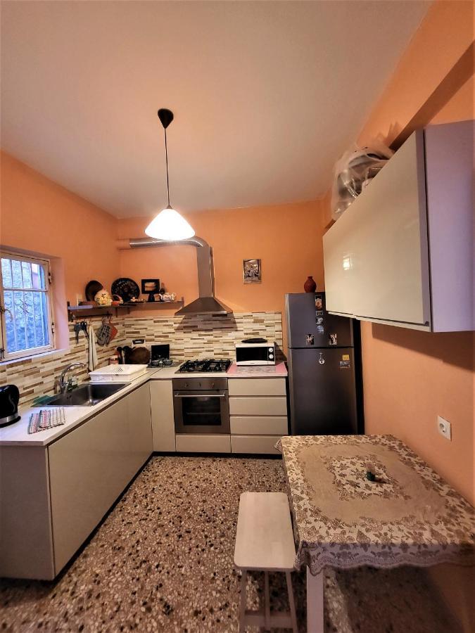 House Lana Perama (Corfu)