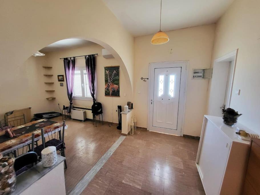 House Lana Perama (Corfu)